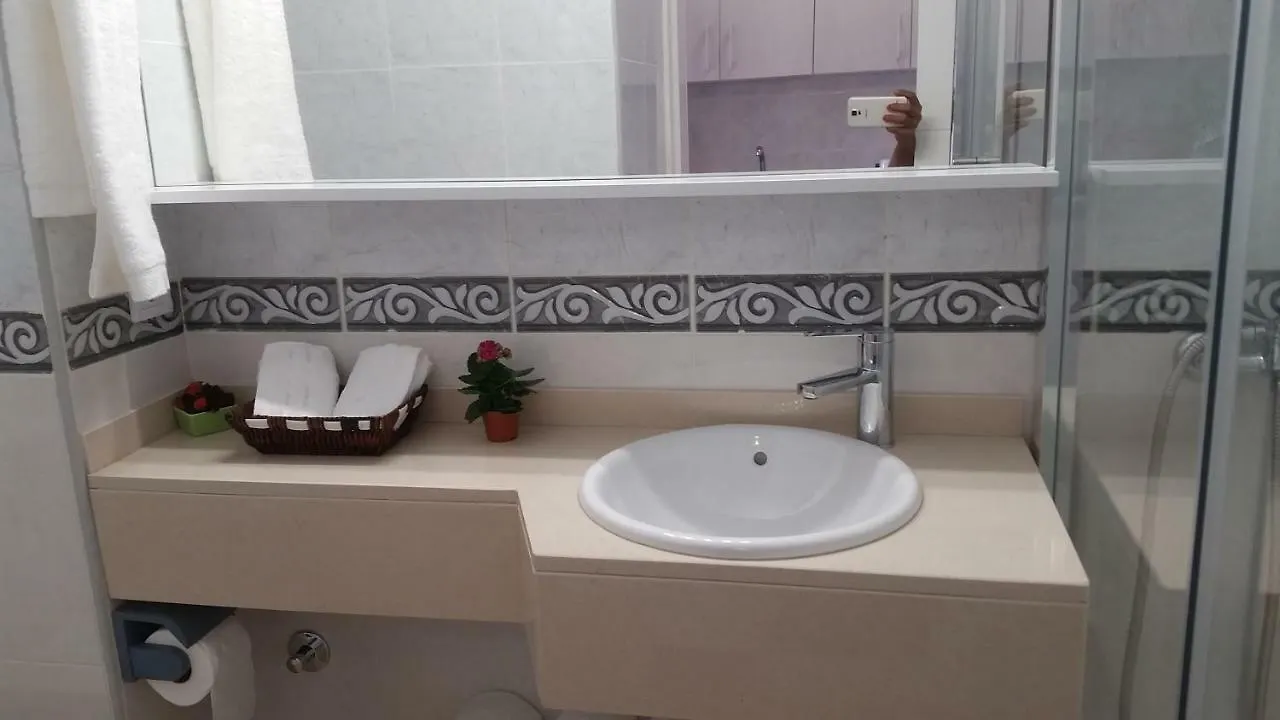Apartamentos Aguila Minerva Benalmádena